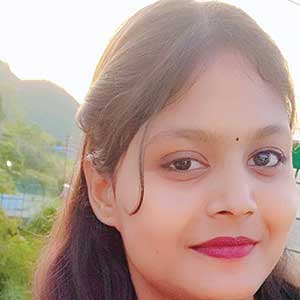 Art N Art National Level Art Exhibition in Delhi, India, Artist Rashi Gupta