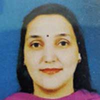 Seema Sabherwal, Nominated Craft Artist in All India National Level Art & Craft Competition for Artist and Craft Lovers in Delhi, India