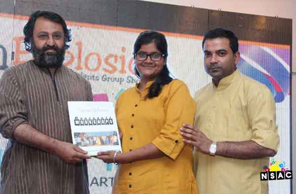Volunteers Award for Volunteering in 'Passion Explosion Exhibition' 2017, Organised by Nav Shri Art & Culture Organisation