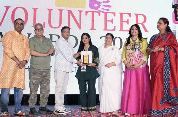 Volunteers Award 2025 for Volunteering in NSAC Events & Activities, Organised by Nav Shri Art & Culture Organisation